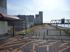 摜1